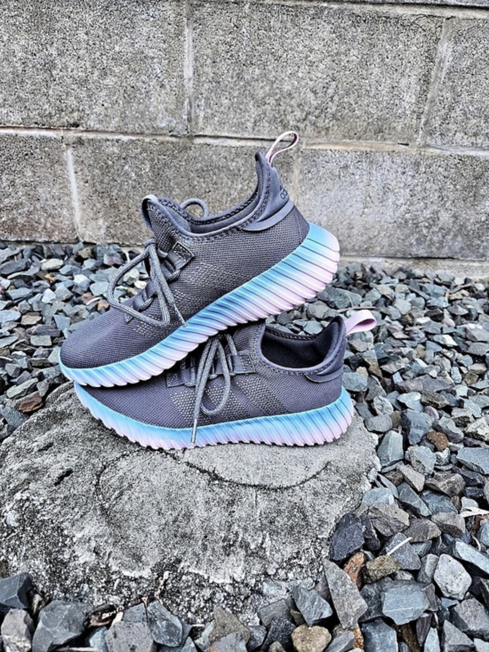 Adidas Kaptir Flow Gray & Pink Sneakers US 9